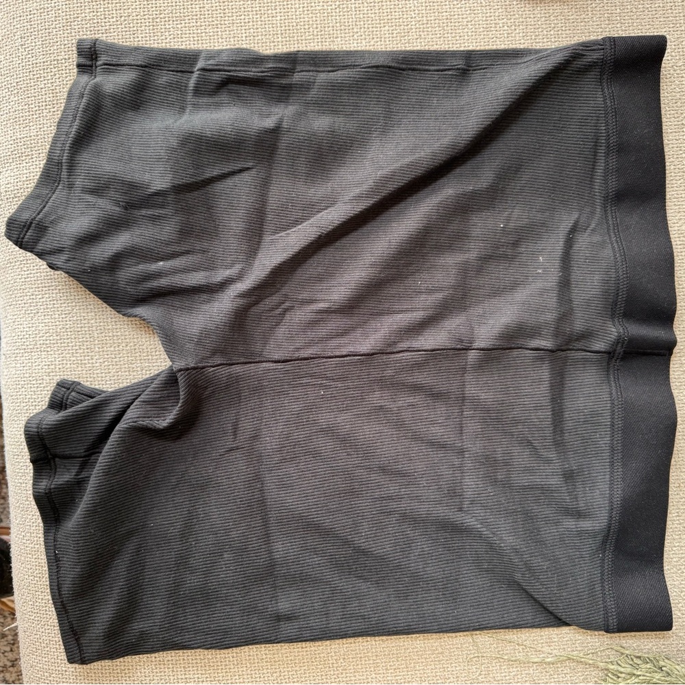 SKIMS Charcoal Ribbed Shorts